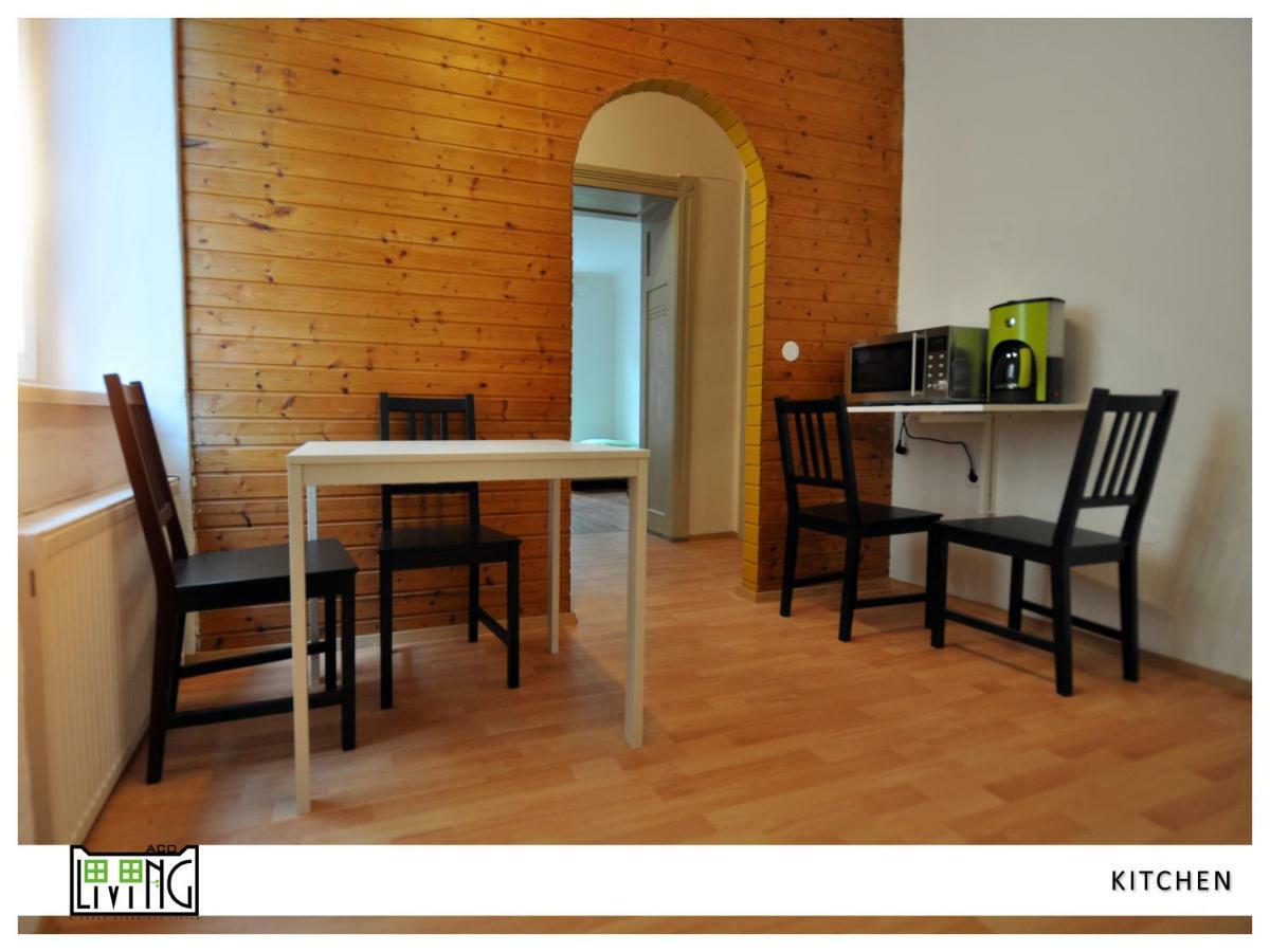 Aco Living - A Cheap Overnight Klagenfurt am Woerthersee Ngoại thất bức ảnh