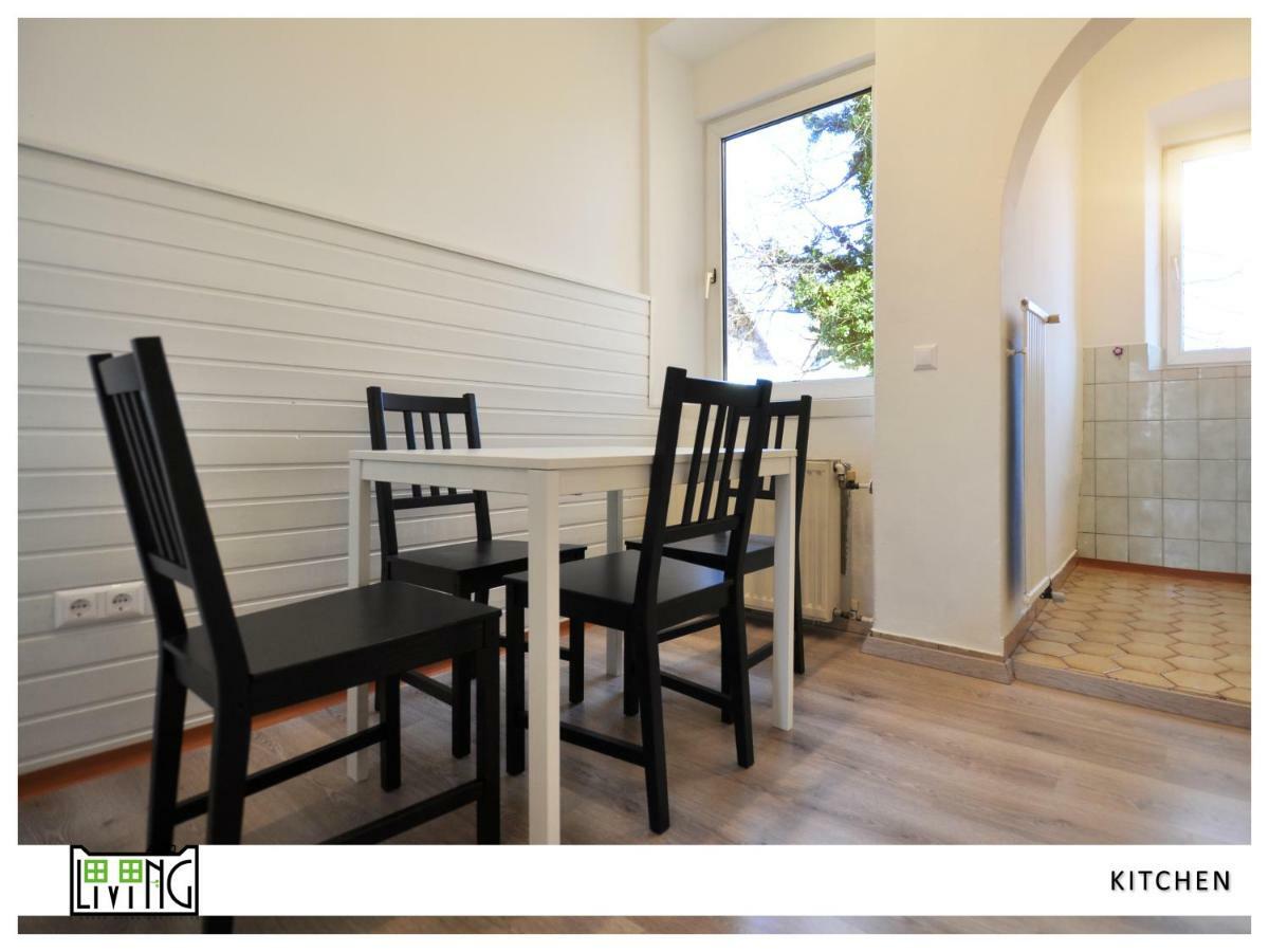 Aco Living - A Cheap Overnight Klagenfurt am Woerthersee Ngoại thất bức ảnh