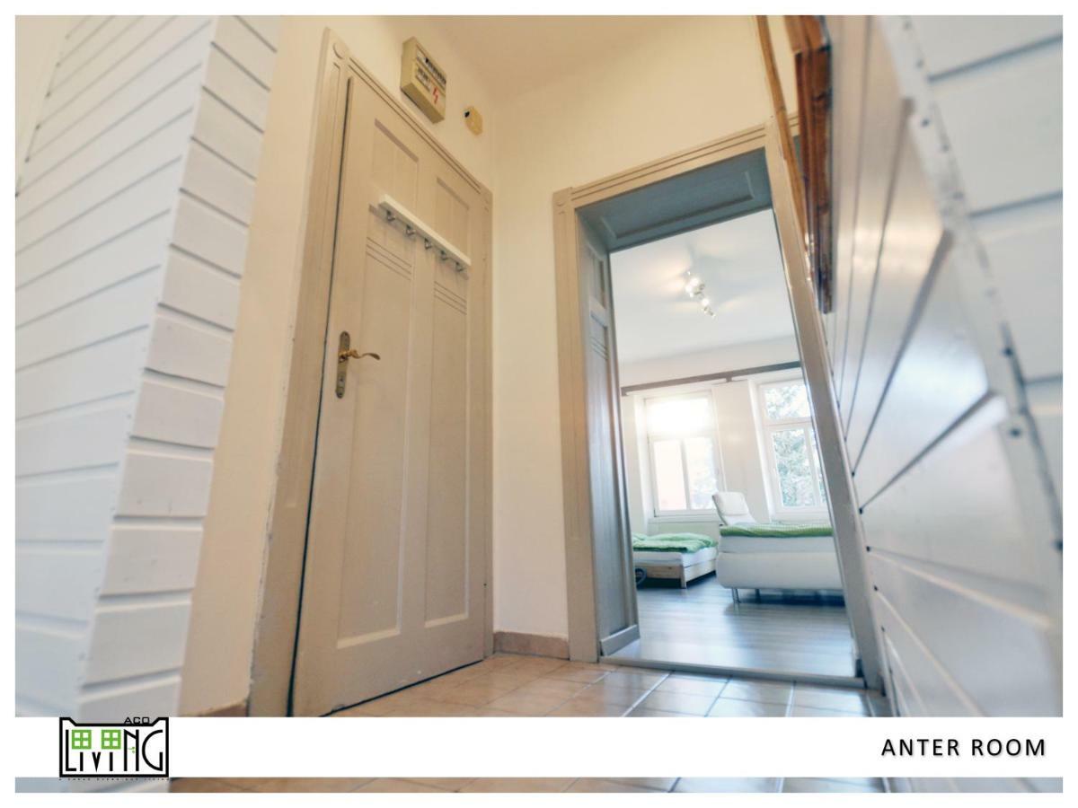 Aco Living - A Cheap Overnight Klagenfurt am Woerthersee Ngoại thất bức ảnh