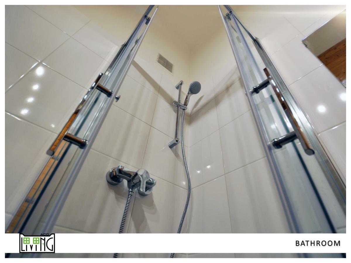 Aco Living - A Cheap Overnight Klagenfurt am Woerthersee Ngoại thất bức ảnh