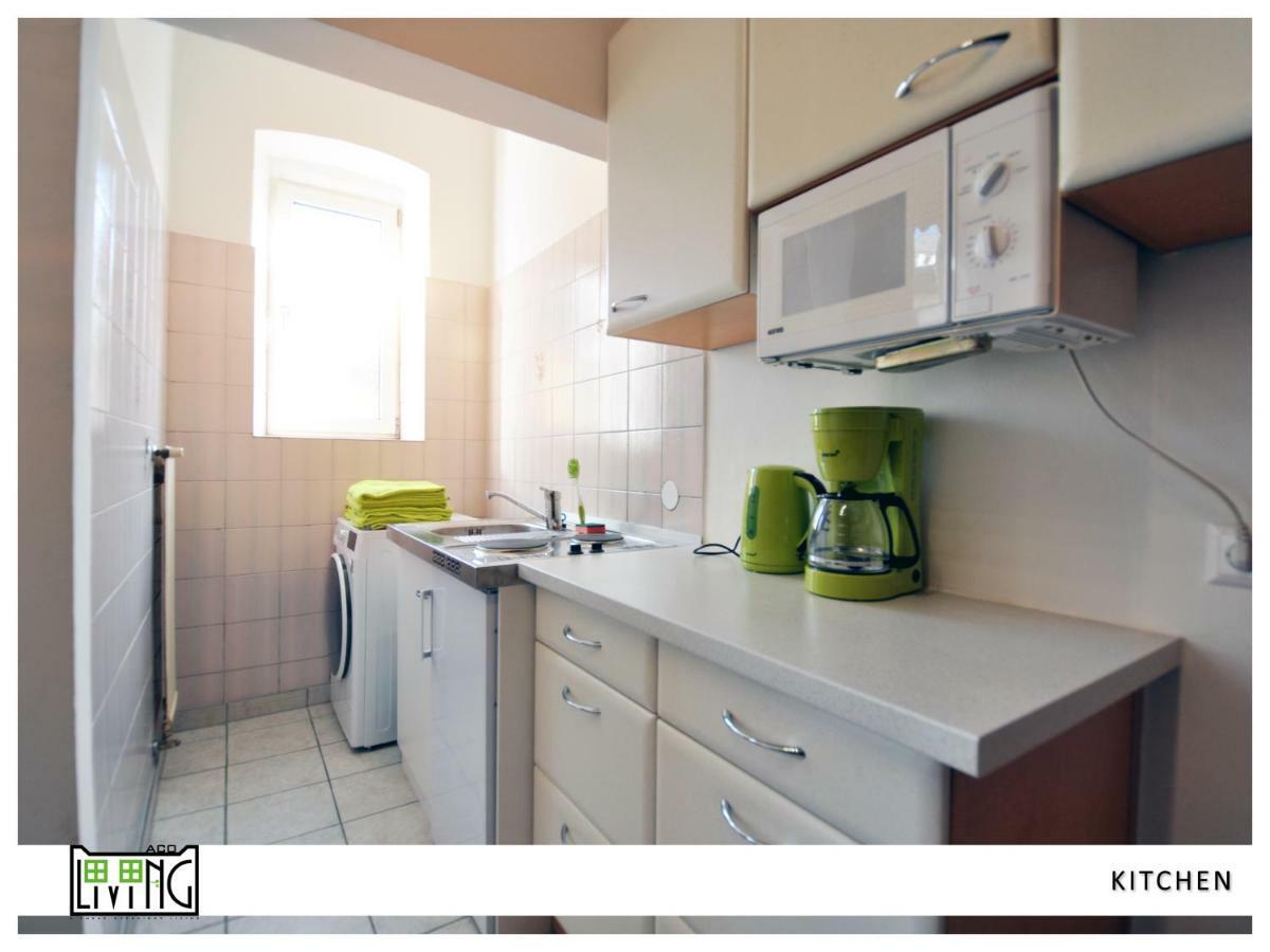 Aco Living - A Cheap Overnight Klagenfurt am Woerthersee Ngoại thất bức ảnh